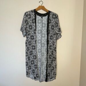 Challis Dolman Shirttail Kimono